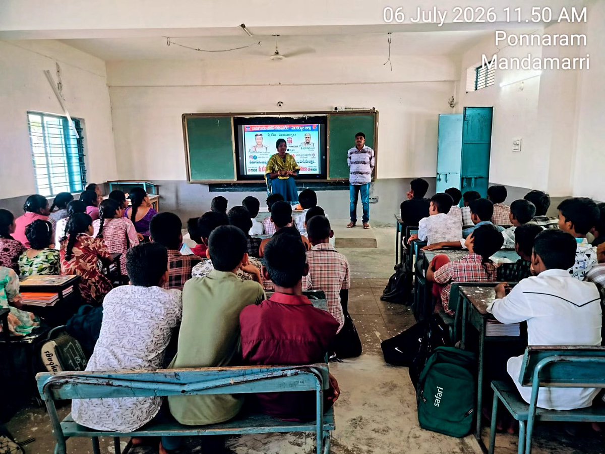 sheteamrgm's tweet photo. SHE TEAM Awareness* *Program Conducted at ZPHS Ponnaram village Mandamarri PS limits* 📢

On 06-07-2026 Ramagundam commissionerate Mancherial zone awareness Program conducted to students at  ZPHS Ponnaram village Mandamarri Ps limits. https://t.co/0izaHlJ4Q8