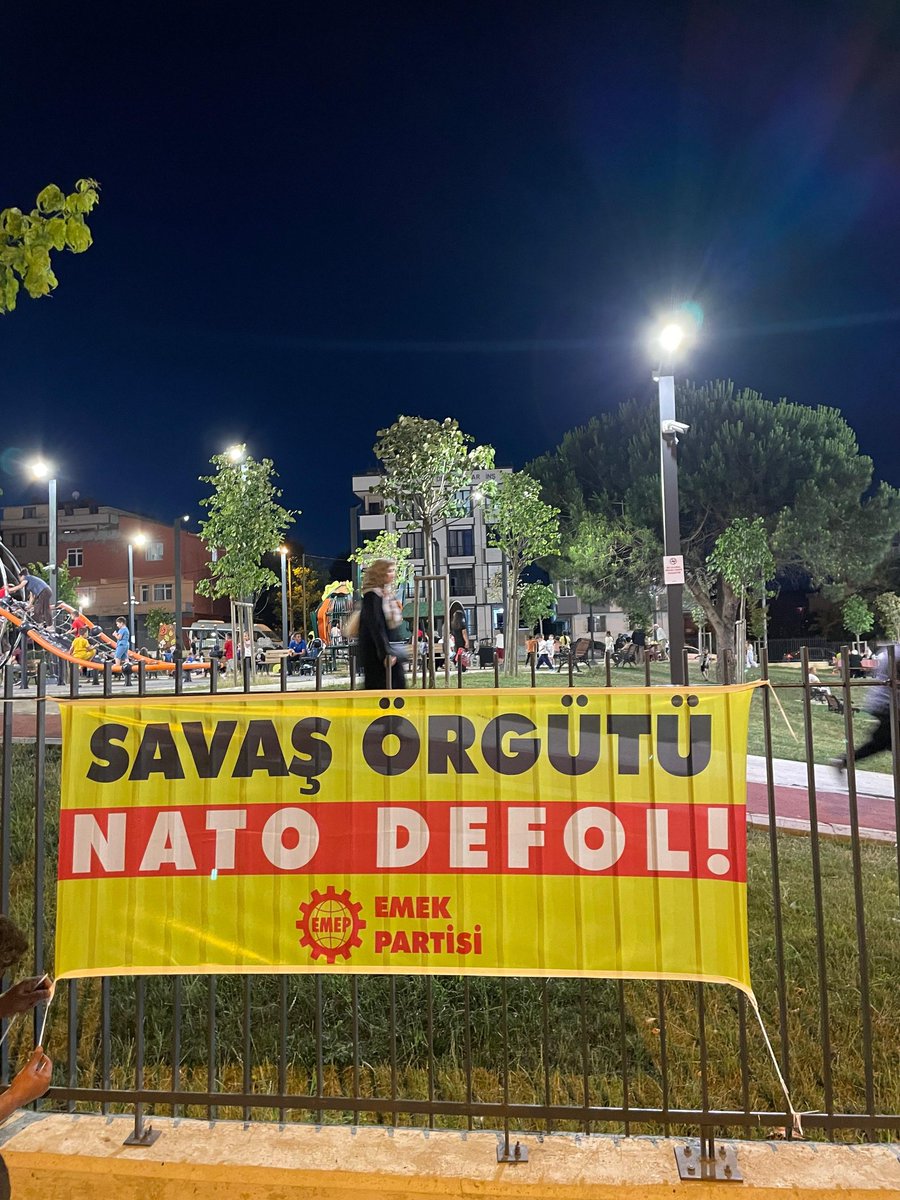 emepistanbul's tweet photo. Emperyalistlerin savaş örgütü NATO Türkiye'den defol! https://t.co/QF2Y6tVPU5