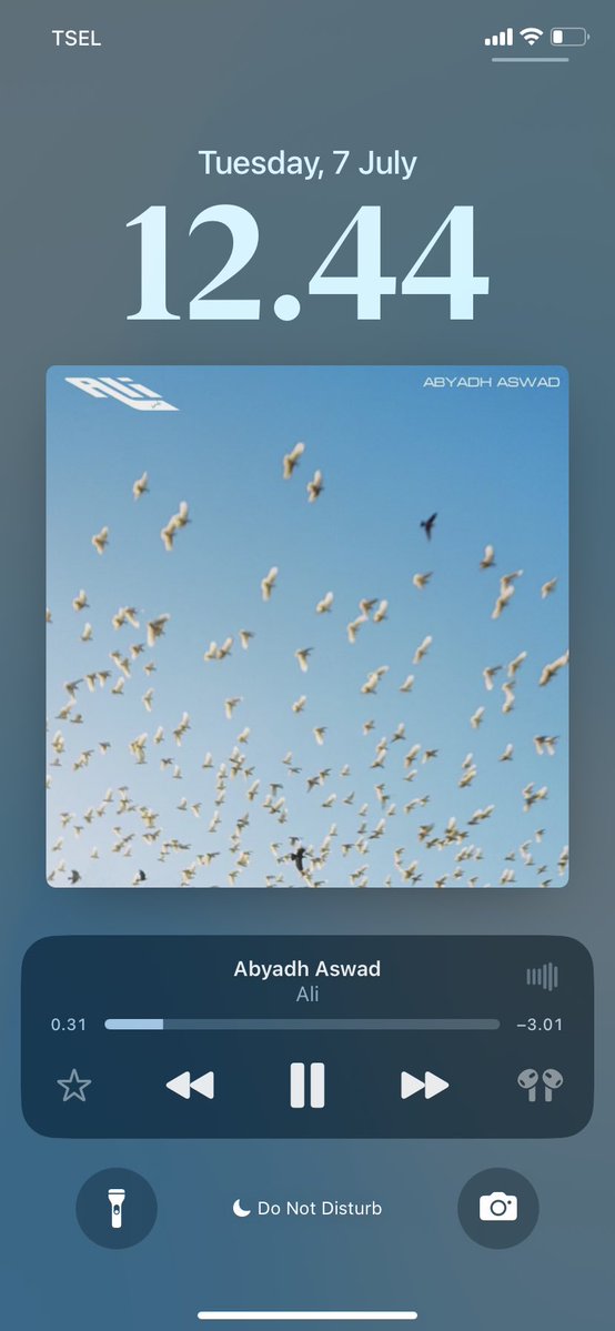 an__keon's tweet photo. lagu yang keputer di otak gue tiap liat keonho arab, namanya langsung berubah jadi Ghiffari Al-Haddad https://t.co/ubq0LZIbX9