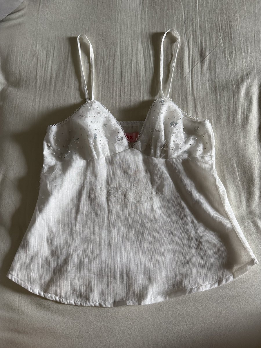 _ddandelions's tweet photo. Duex | Mina top 🌸🤍🤍

size ML
อก 34-37 นิ้ว 

price 150.- ( from 590.-)
มีตำหนิ รอยเตารีดไอน้ำงับ 🥹🤏🏻

#ส่งต่อเสื้อผ้า #ส่งต่อเสื้อผ้ามือสอง #โล๊ะตู้
#ส่งต่อduex #duex https://t.co/xgKTVSuzxV
