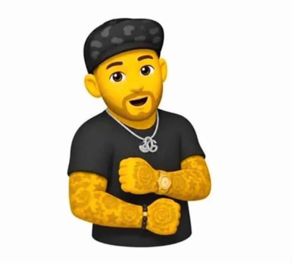 MMAPlusOfficial's tweet photo. Dustin Poirier’e özel emoji 😂 https://t.co/f0jN0bDjXc