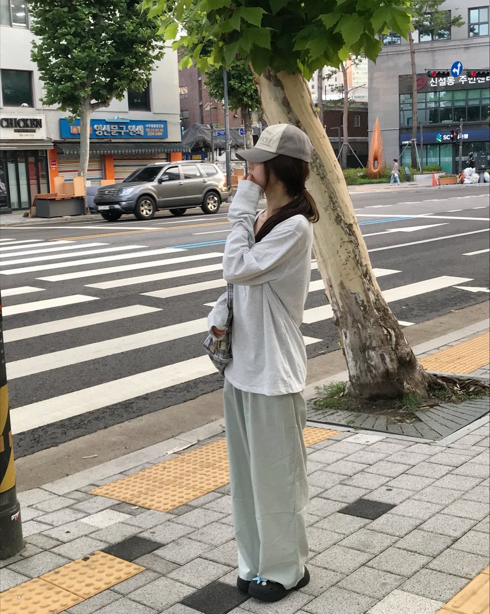 hxxn9_archive's tweet photo. [광고]
여름에 필수인 살안타템 타래 ⋆｡𖦹 
잘 입고 다니는 템만 모아왔어여 https://t.co/yv6x6BR1FA