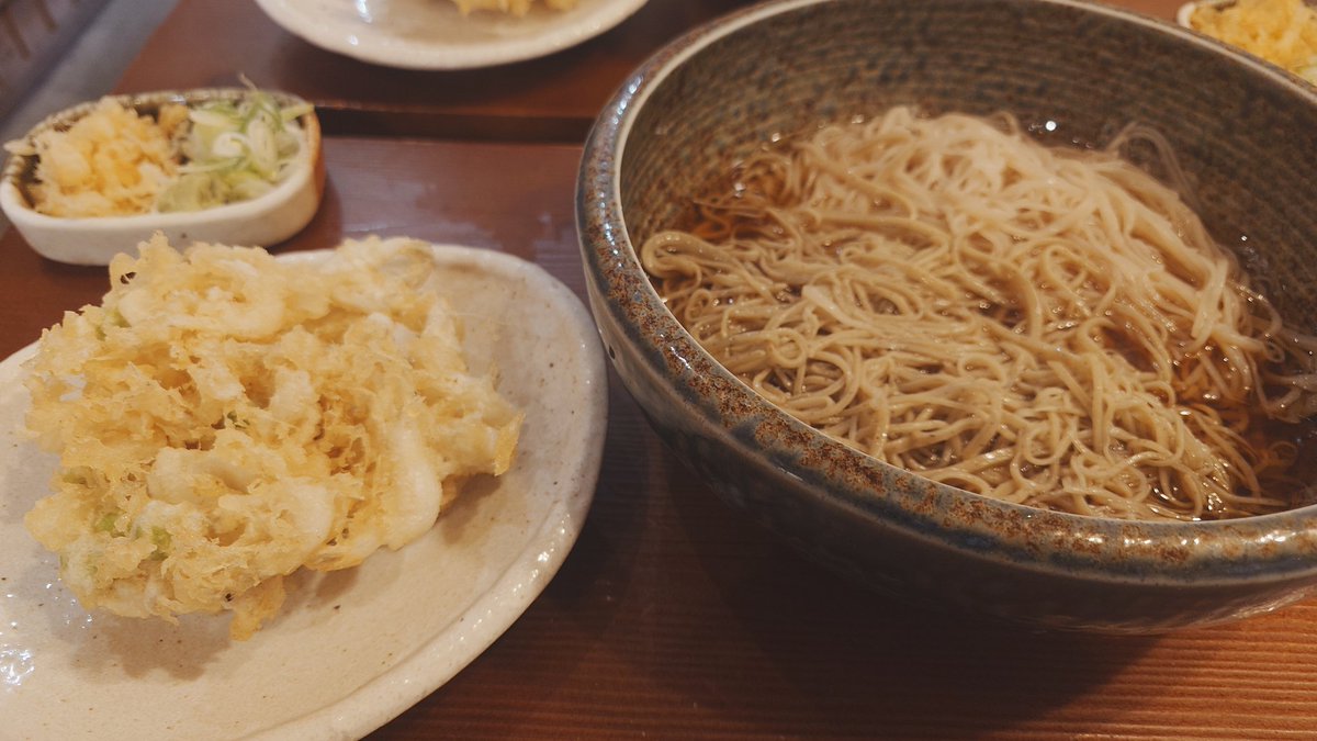 7tatt247's tweet photo. 今日も蕎麦です。 https://t.co/LaWiMQixmm