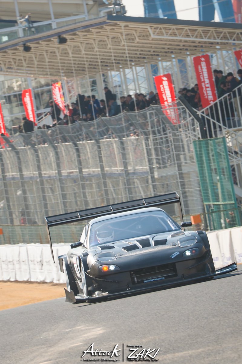 okusho_924's tweet photo. #セブンの日 #7の日
#RX7 #FD3S #ロータリー魂
今日はセブンの日！
この車を通して、知り合いも友達も増えて、仕事も、人生も大きく変わった気がします。一生乗って行きたい！
これからもよろしくお願いしますね♪ https://t.co/oOzIPXt38A