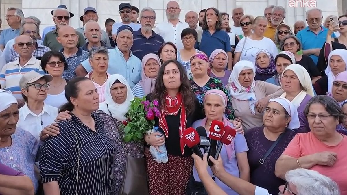 cumhuriyetgzt1's tweet photo. 🔴 Hapis cezası verilmişti... 

Esra Işık'tan ilk açıklama: 'Biz onurumuzu savunduk, bunun suç olmadığını biliyoruz'

Akbelen direnişinin simge isimlerinden Esra Işık, “görevi yaptırmamak için direnme” suçundan verilen 2 yıl 1 ay hapis cezasının ardından, “Biz onurumuzu savunduk ve bunun hiçbir zaman suç olmadığını biliyoruz” dedi.
https://t.co/4ulGXN3ToO