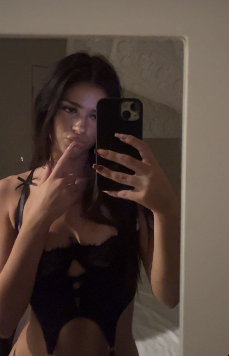 GoonAddictBops's tweet photo. who wants to trib my bop mommy amelia kostovski https://t.co/HiXwoBZ5Oz
