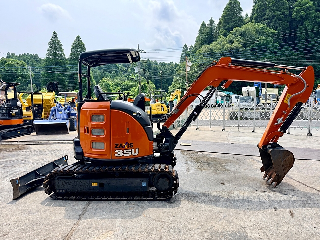 🔥今BIGLEMONで熱視線の1台 日立建機 ZX35U-5B 📅2020年式｜⏱稼働584h