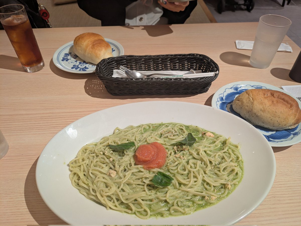colorlessvoice's tweet photo. 後輩ちゃんとおパスタでしてよ https://t.co/muEn9I6Q3K