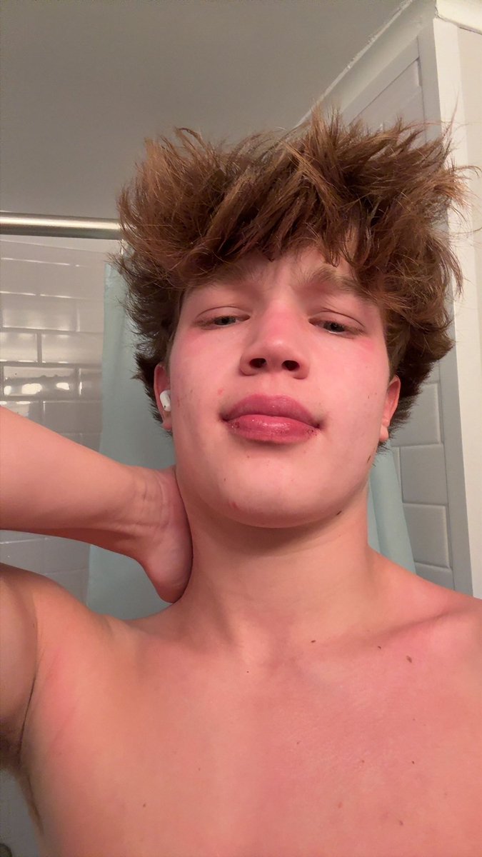 eth64n's tweet photo. who up #gay https://t.co/oNtEeQjUxc