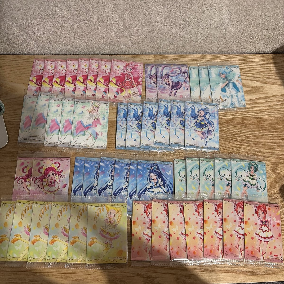 ten33055's tweet photo. 【交換】プリキュア ウエハース 13
譲→画像のもの
求→キュアエクレール、キュアムーンライト(過去弾HR、R)、ジェット先輩(ゆるく集めてます)
郵送での取引希望。比率違い可。HRは条件厳しめでいかせて頂きます。
お気軽にお声掛け下さい。 https://t.co/pc4v0KQ7cf