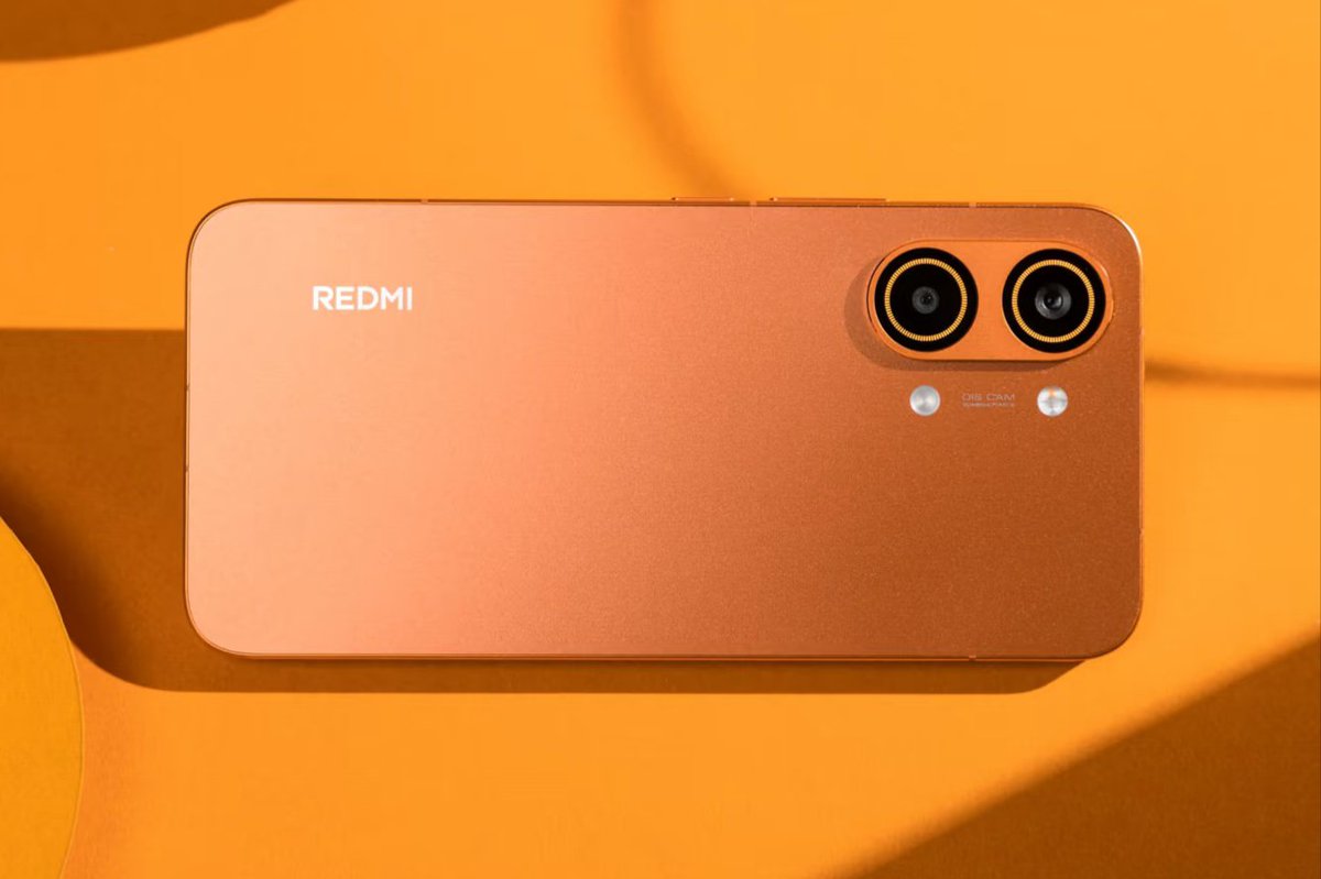 TechHome100's tweet photo. REDMI Turbo 6 Max 🍅
⁠● 7" 2K OLED Flat Screen 
● Dimensity 9xxx
● 10000mAh±🔋
● January 2027 📆 (Expected)
#REDMI #REDMITurbo6 https://t.co/6q4WcXZbdh
