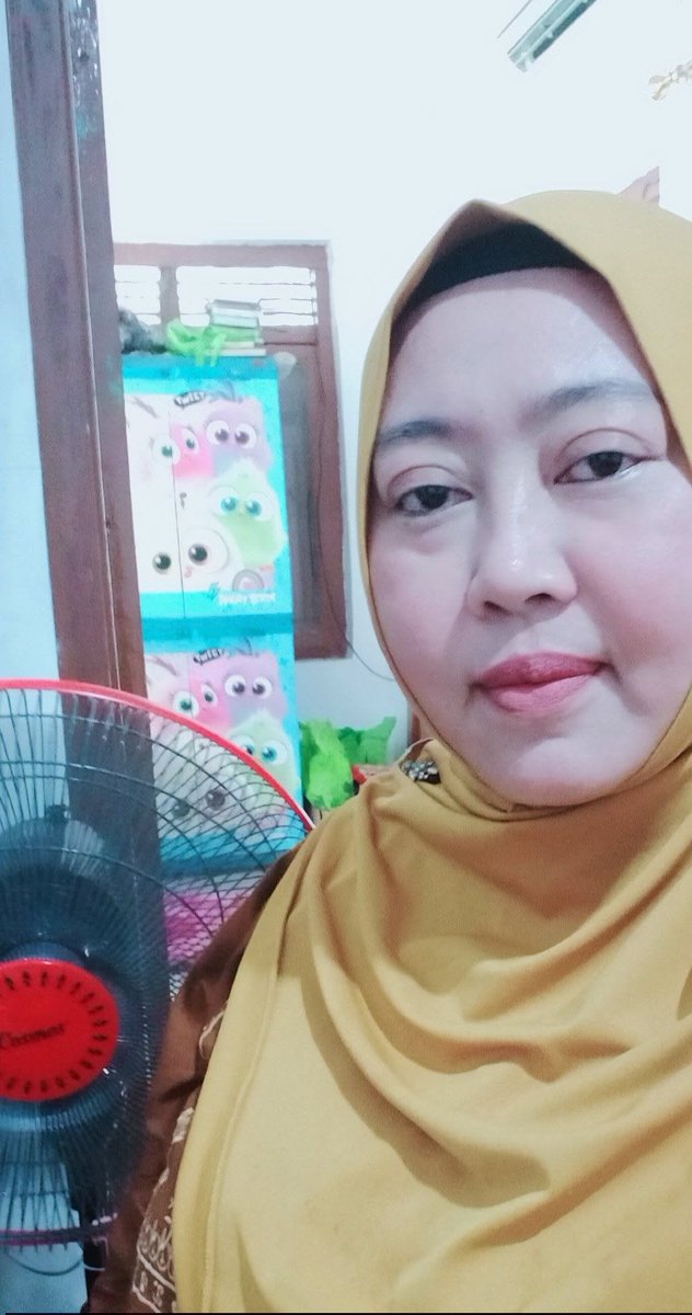 rina anggrek tweet media