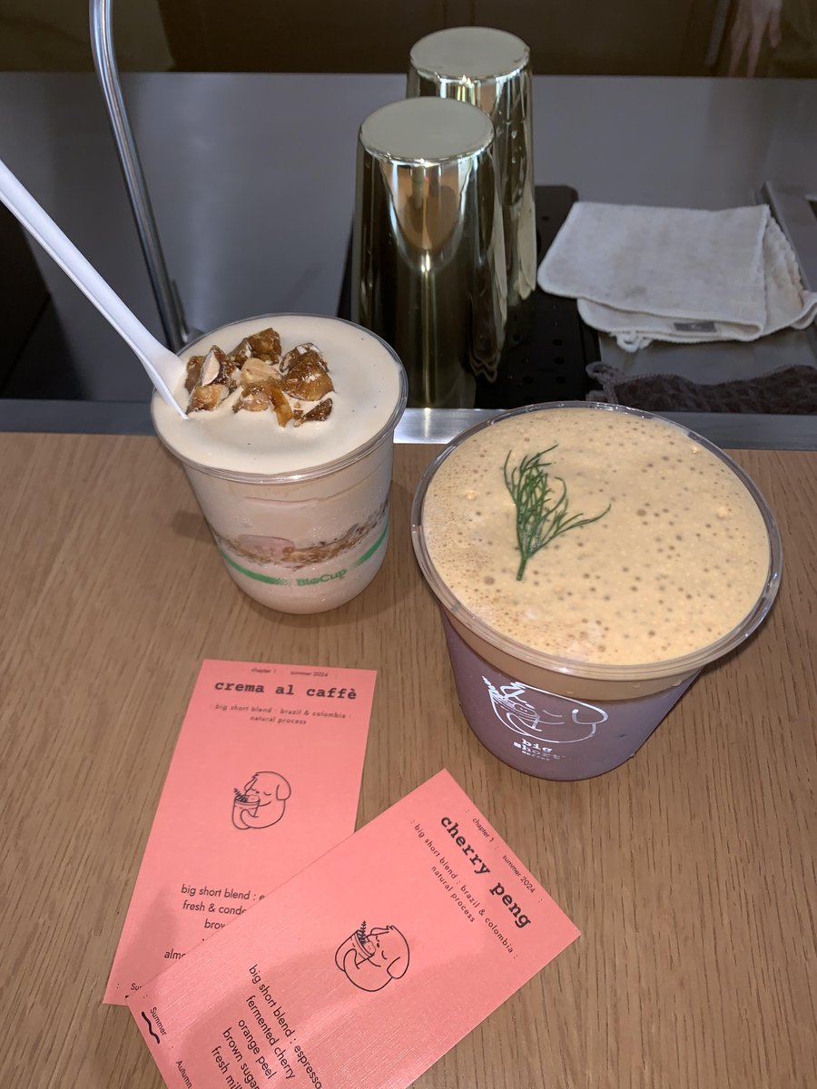 CharmingLLYY's tweet photo. I made the drink myself, but I didn't get to taste a single sip https://t.co/l7J4Fjqc8B