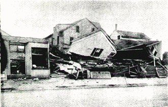 weather_history's tweet photo. July 22, 1903:

A significant tornado impacted Passiac County, New Jersey. The F2 cut a 7-mile path through Paterson and surrounding communities. Six homes and 30 other buildings were destroyed, and 200 more were damaged. Two people were killed and 100 were injured.

#wxhistory https://t.co/I25RIpmDga