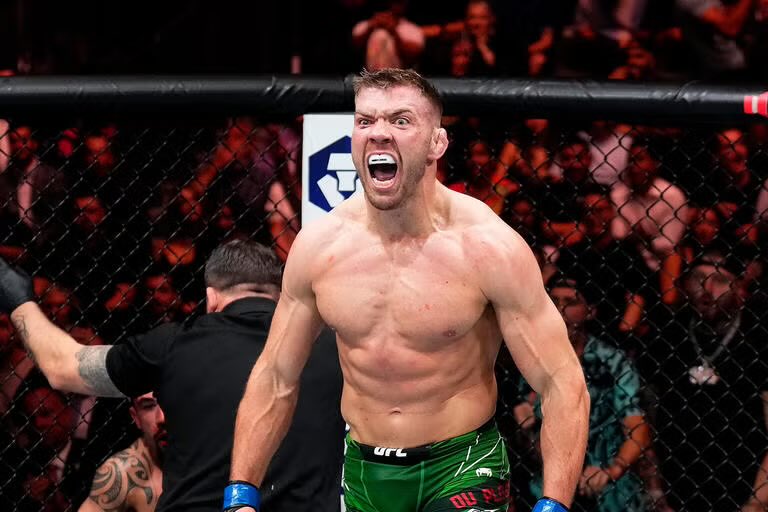 igor03724624's tweet photo. If he can’t get the wrestling and the jab going dricus might get that falling piano knockout #ufc #mma #dricus #usman #fight #wrestle https://t.co/nfDvW14OL8