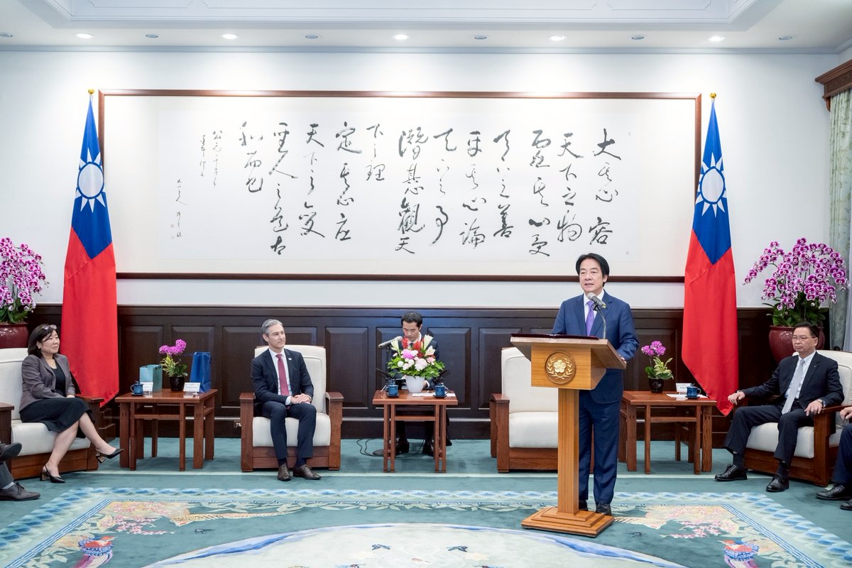 ChingteLai's tweet photo. Great to sit down with the delegation led by @NEDemocracy President @DamonMacWilson. In the face of China’s intensifying hybrid threats &amp; transnational repression, #Taiwan stands firm with the #US &amp; other like-minded partners to protect freedom &amp; democracy globally. https://t.co/ZyYNBT6IGi