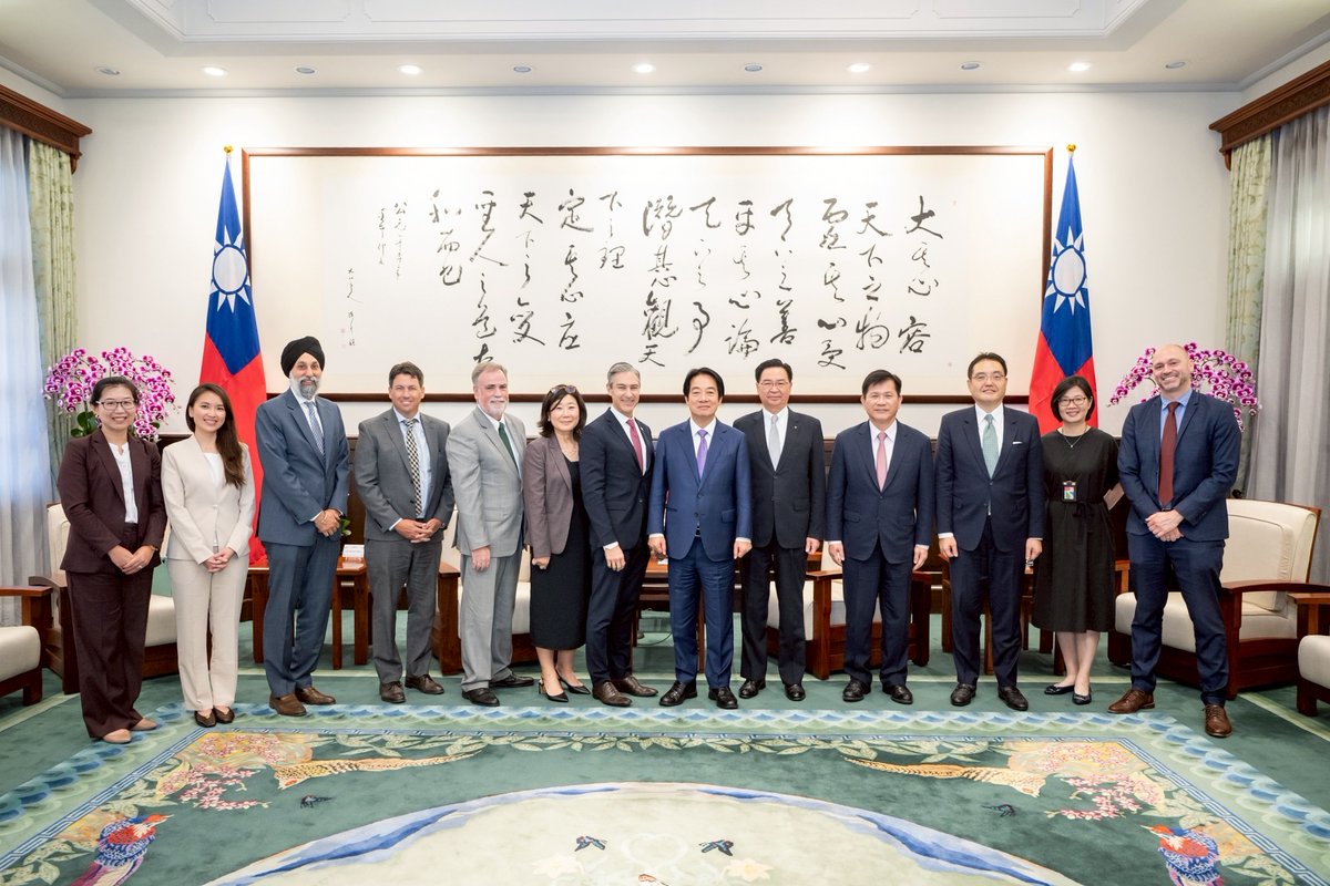 ChingteLai's tweet photo. Great to sit down with the delegation led by @NEDemocracy President @DamonMacWilson. In the face of China’s intensifying hybrid threats &amp; transnational repression, #Taiwan stands firm with the #US &amp; other like-minded partners to protect freedom &amp; democracy globally. https://t.co/ZyYNBT6IGi