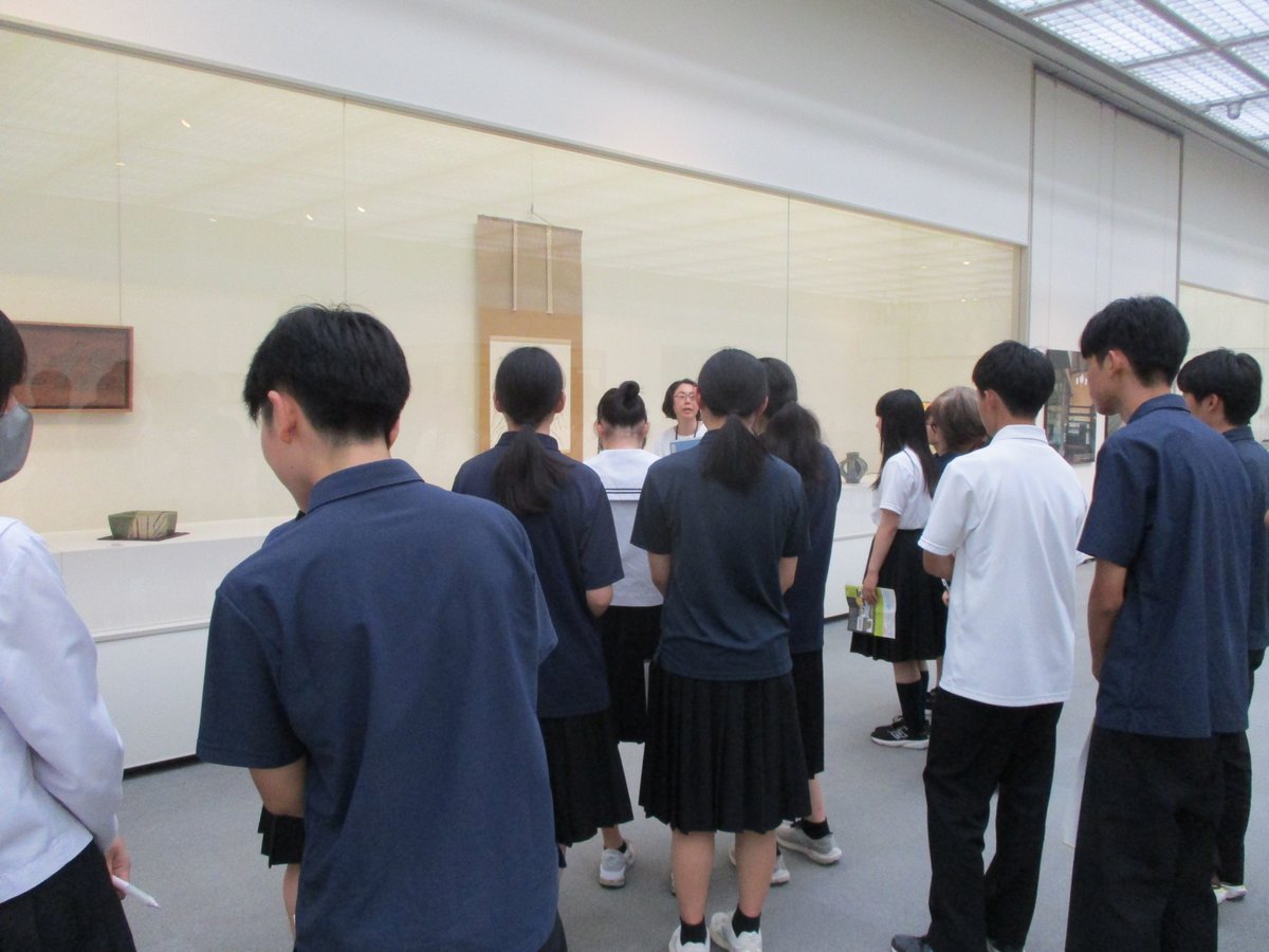Shunan_bihaku's tweet photo. 【#魯山人の宇宙】#団体鑑賞 6/18に来てくれた徳山高校の皆さんが企画展「魯山人の宇宙」を鑑賞し、一番好きな作品の感想を送ってくださいましたので、作品とともに紹介します✨
 #周南市美術博物館 https://t.co/IyzWdwTBxm