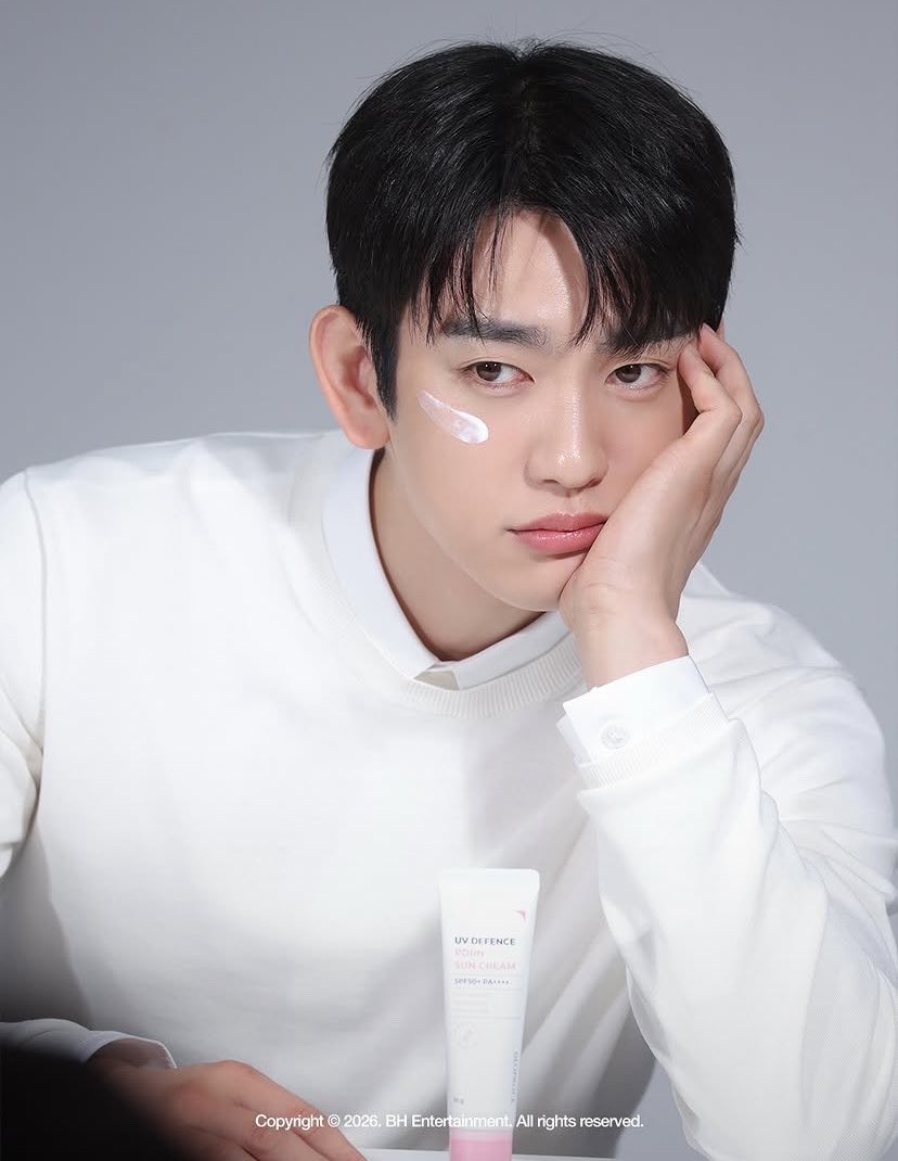 milknonthiya's tweet photo. คุณหนูจินยองขายสกินแคร์ยังไงให้หงึขนาดนี้น้อ      ㅍㅅㅍ  แต่ชีมัมหมีบีเอชก็ยังไม่ลืมที่จะสแนปช้อตแบบนี้มาให้ดู รักชีมากอะ 😚 https://t.co/PvKrEjAhPu