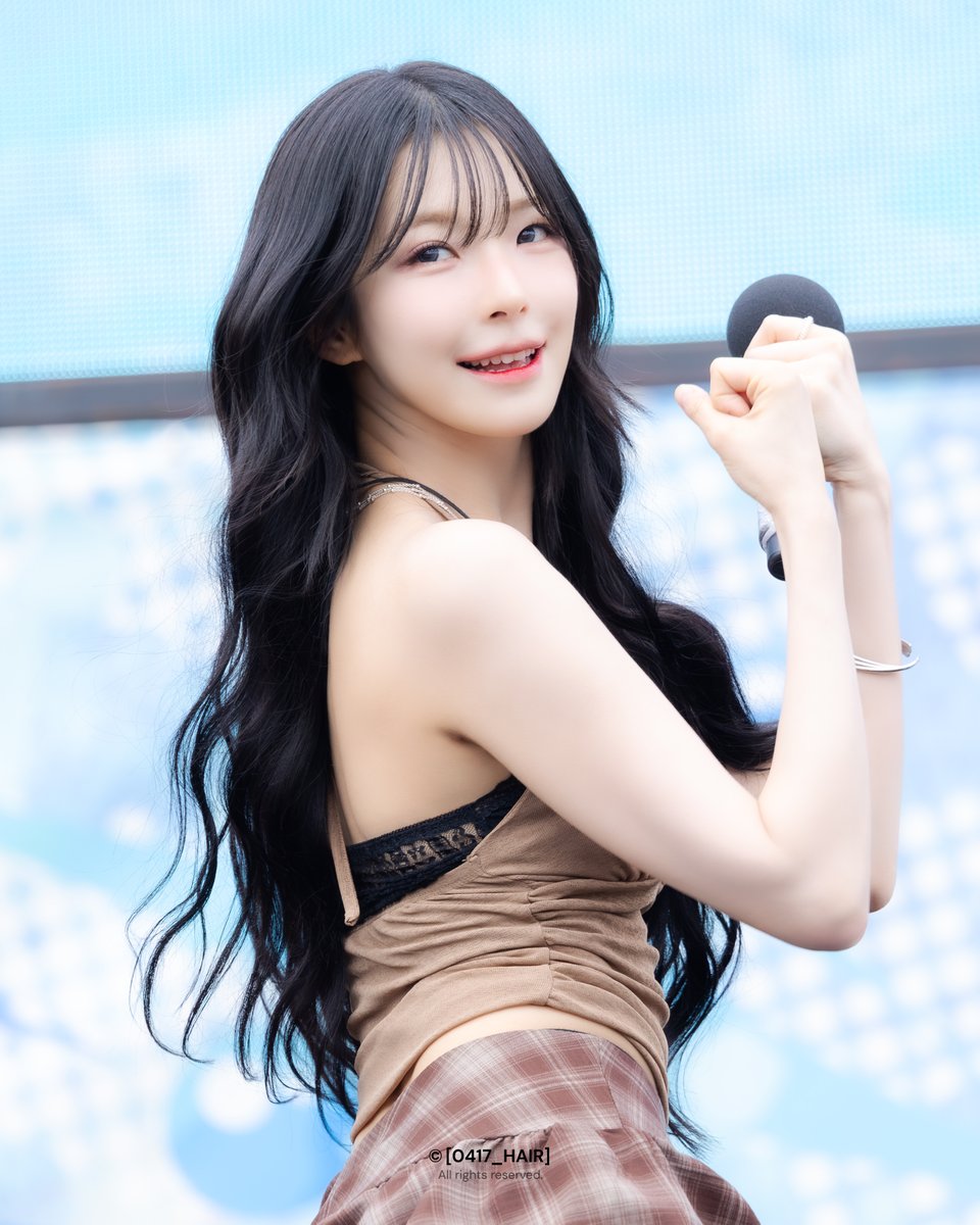 0417_hair's tweet photo. 260704 Water Music Pool Party 2P  

#프로미스나인 #fromis_9 
#백지헌 #白知憲 #BAEKJIHEON #JIHEON https://t.co/z3hlAPFY51
