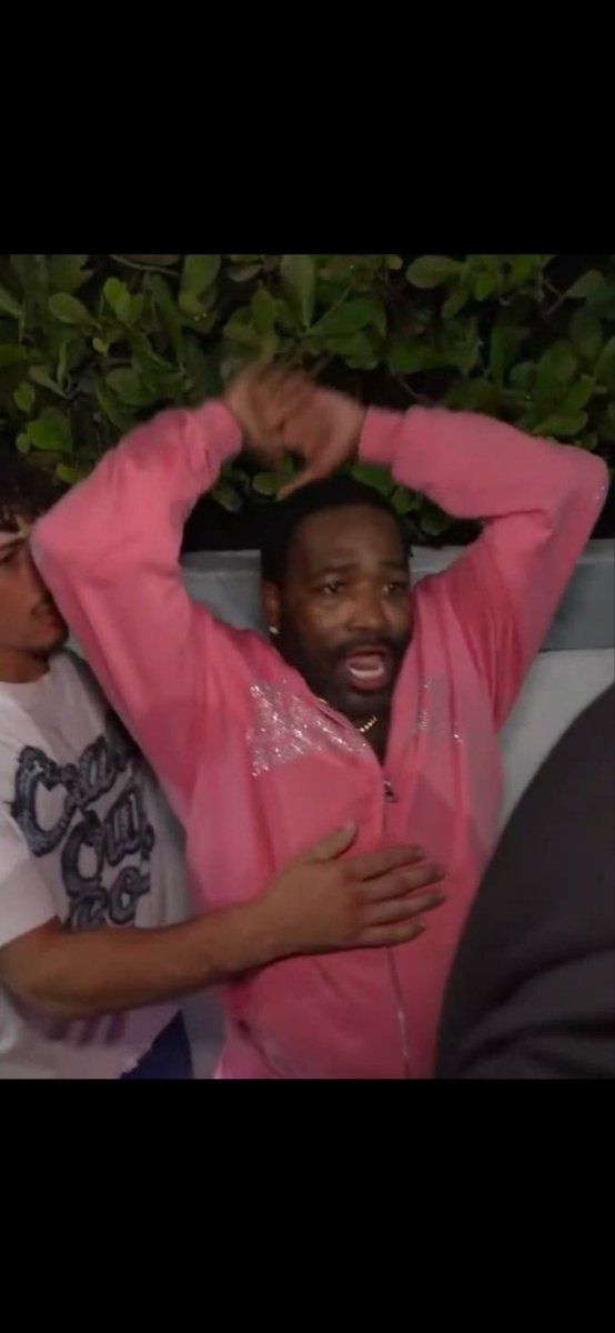 ToxicBuffsFan's tweet photo. @DeenTheGreat AB the first 5 mins at streamer U 😂😂 https://t.co/moR5gqO8BJ