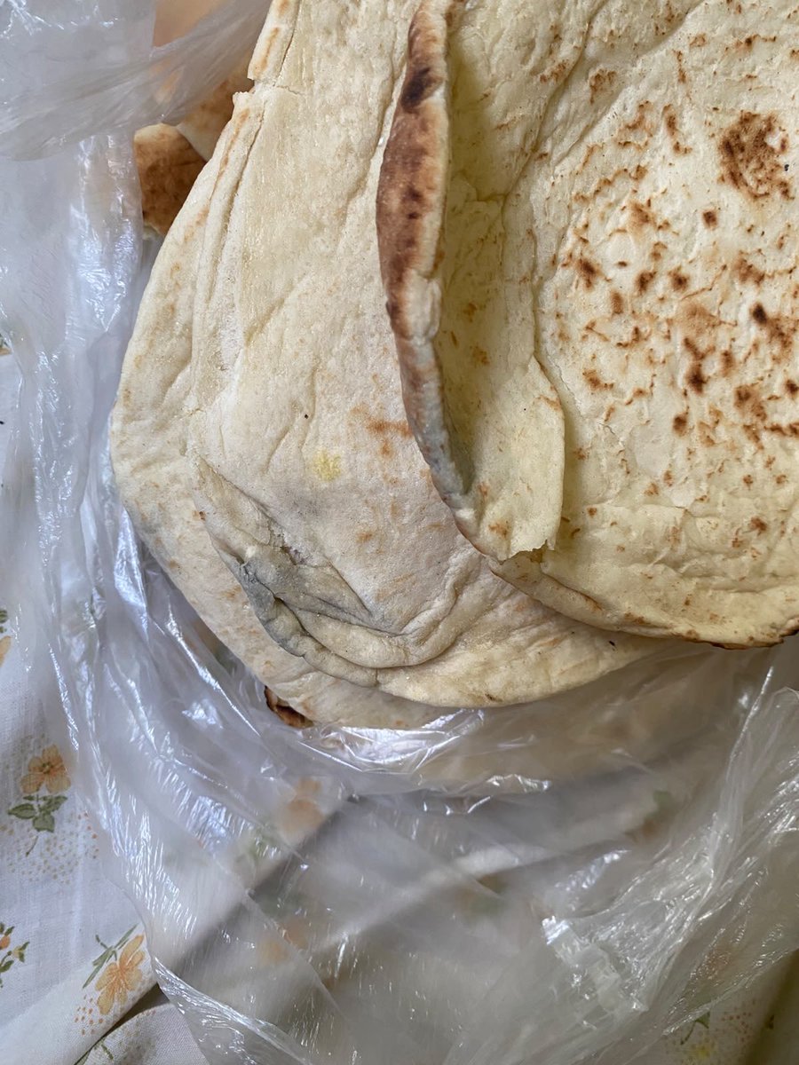 heyamvoice's tweet photo. We are forced to eat moldy bread there is no food. Every $1 can save us🇵🇸🍉🙏
https://t.co/Zd0XVRNXYm https://t.co/dLwhqbT3pS