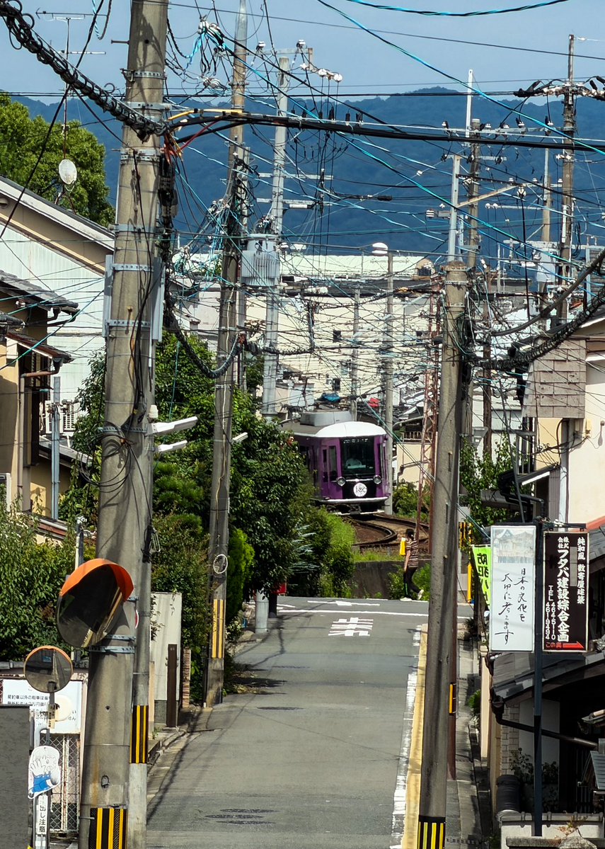 POM_F15J's tweet photo. 御室仁和寺駅近くでKYOTRAM https://t.co/PoM9FkY0FO
