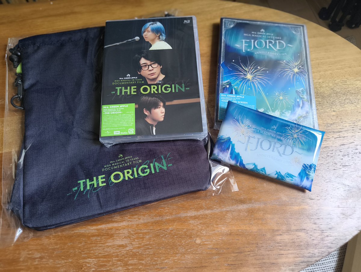 ringoringo0914's tweet photo. フラゲ☺️🙌✨
#MrsGREENAPPLE
#THEORIGIN
#FJORD https://t.co/0U18izigbL