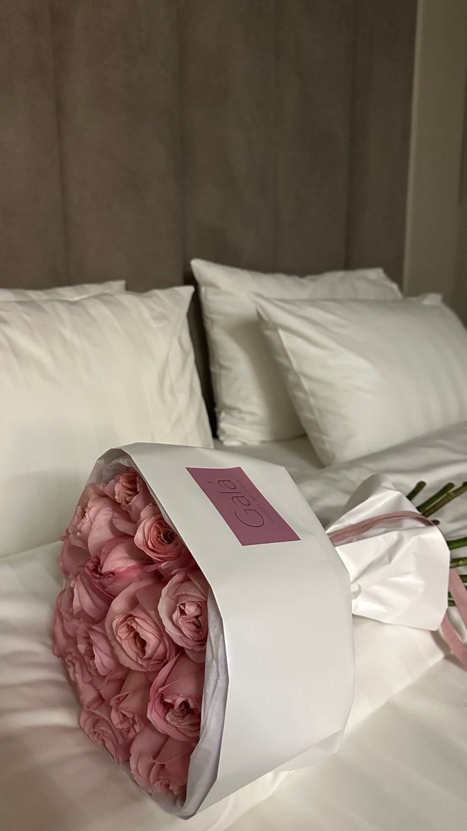 vuvrr's tweet photo. 🌷 الـيـوم العـالـمي للـورد 🌷 https://t.co/3oPxGOt5xO