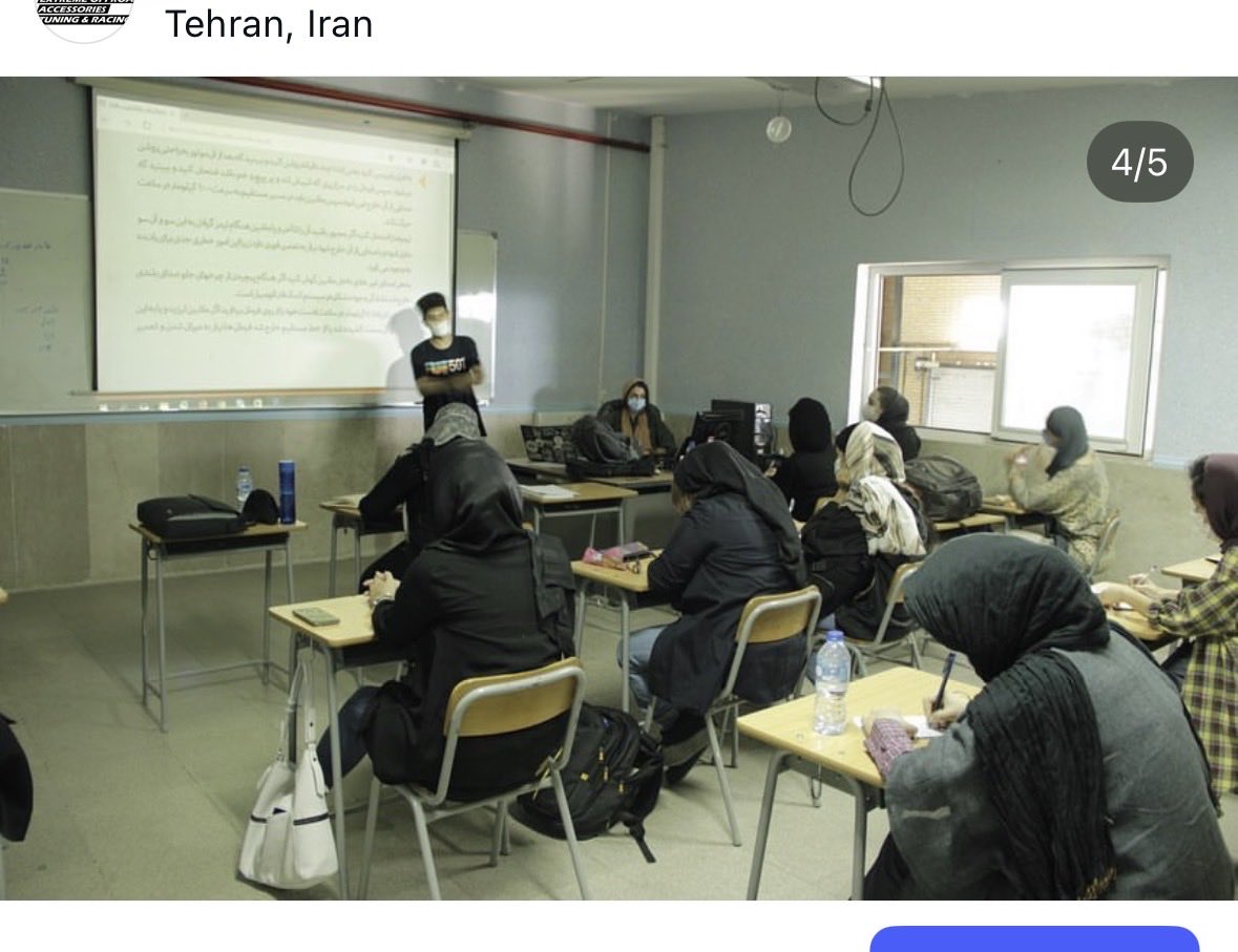 Alimolenaar's tweet photo. الان که تایم لاین بحث دختران مکانیکه دلم نیومد اینو بگم ، سال ۱۳۹۹ بود که شروع کردم به برگزاری دورهای اموزشی مکانیک خودرو برای دختران ، فقط مخصوص خانم ها بود که جو کلاس واقعی باشی. هزینه کلاسم خیلی پایین بود که مشکل مالی نباشه برای علاقه منداش ، فکر میکنم توی دوسال بیشتر/۱ https://t.co/teS0RvyrO6