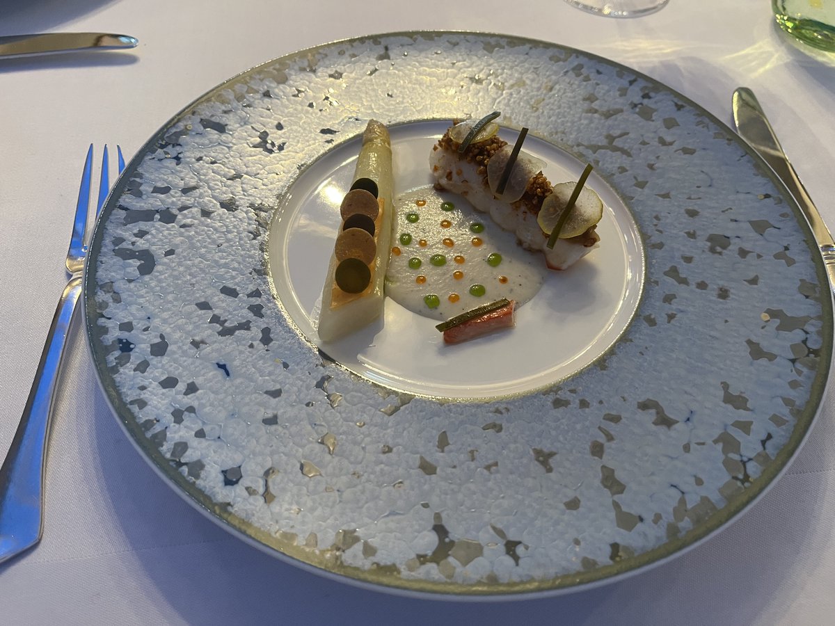 The MICHELIN Guide tweet media