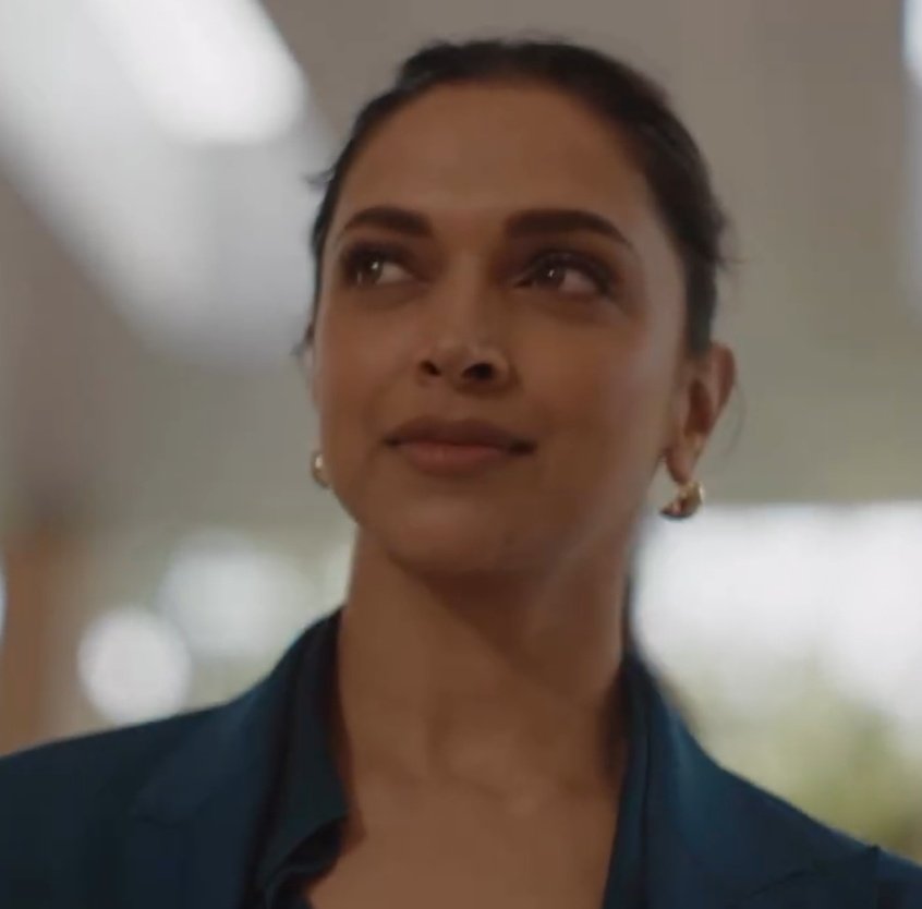 fallfordeepika's tweet photo. Deepika Padukone for Hilton ✨ https://t.co/0cFHcOHbt7