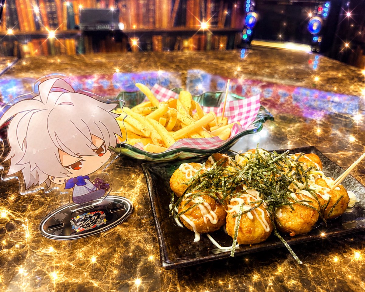 s_roid529's tweet photo. 突発的に行ったカラオケ楽しかった……！1人でも楽しいけどバンド系歌うならやっぱりマブダチと行きたい。あとカラオケならではのジャンクフードうまかった。 https://t.co/MU3QMiTGDG