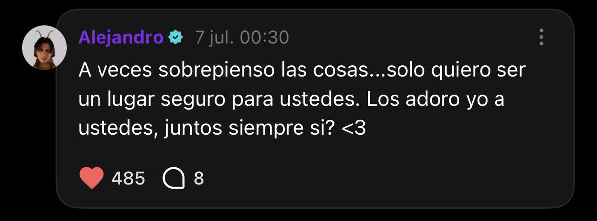 runadrive's tweet photo. Se ponía la foto también jajsja dios como no amarlo es lo más lindo 😭😭😭😭😭 https://t.co/OuNIb5KJJB