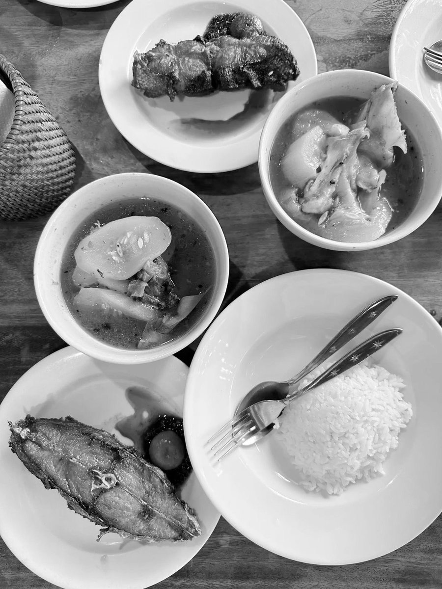 artamonia's tweet photo. ⠀⠀⠀ 
Cari yang seger-seger dulu for lunch. One of my fave spots, certified must visit when you're in 𝐁𝐚𝐥𝐢.
⠀⠀⠀ 
📍𝐖𝐚𝐫𝐮𝐧𝐠 𝐌𝐚𝐤 𝐁𝐞𝐧𝐠, 𝐒𝐚𝐧𝐮𝐫.
⠀⠀⠀ https://t.co/Jtg3rEamk1