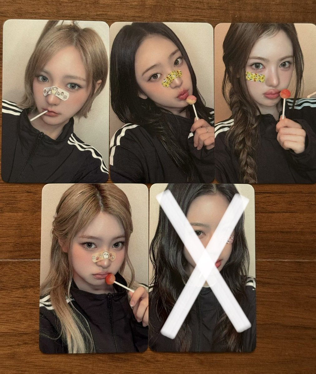 iceandpunch's tweet photo. 키키 Delulu Pack 헬로라이브 대면 미공포 포카 양도

ea 1.2
https://t.co/k47pum8gPw

kiiikiii beatroad apple music fansign event videocall albums pc pob wts 지유 이솔 수이 하음 키야 델룰루팩 팬싸인회 판매 분철 https://t.co/c3rhZUPiDS