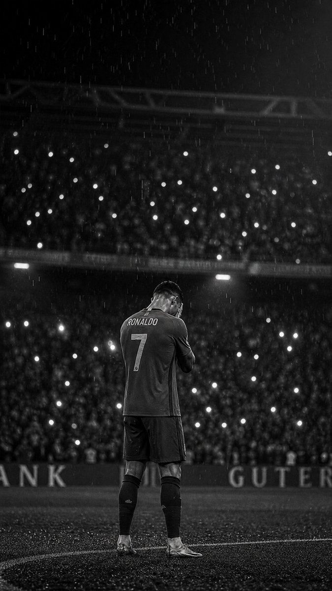 wallzonevibe's tweet photo. Cristiano Ronaldo 💔 - The End of an Era
#Ronaldo #Cristiano #Portugal #Spain https://t.co/gNon4pz1Wo