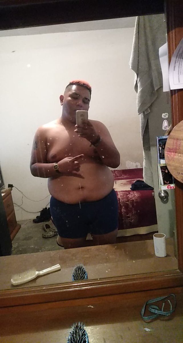 eunicelaredo's tweet photo. Gordito hetero y cachondo de Nuevo Laredo😮‍💨👀🚨 lo que no hacen por placer🤭 Like y RT si quieren más contenido😘 https://t.co/kouFiTaLcG
