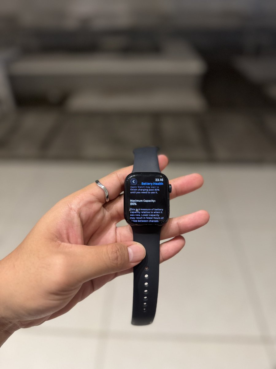 Arkamzaky's tweet photo. Wts Apple Watch seri 7 45mm
bh 86%
garansi resmi ID/A
fullset box and cable
fungsi normal lecet pemakaian ajah ya oll

2,2jt 
📍Solo
COD/oren ready ya
#wts #iwatch #apple https://t.co/fAYVQi4gpM