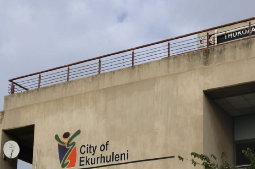 SABCNews's tweet photo. OPINION | The City of Ekurhuleni has increasingly become a case study that demands closer examination. The allegations emerging from the Madlanga Commission, criminal investigations, arrests involving municipal officials, and persistent reports about questionable procurement raise a far more uncomfortable question than whether there was simply poor governance. 

Did the criminal underworld infiltrate and effectively hijack one of South Africa’s largest metropolitan municipalities?                                                                                                            https://t.co/CbFc5w2J2E