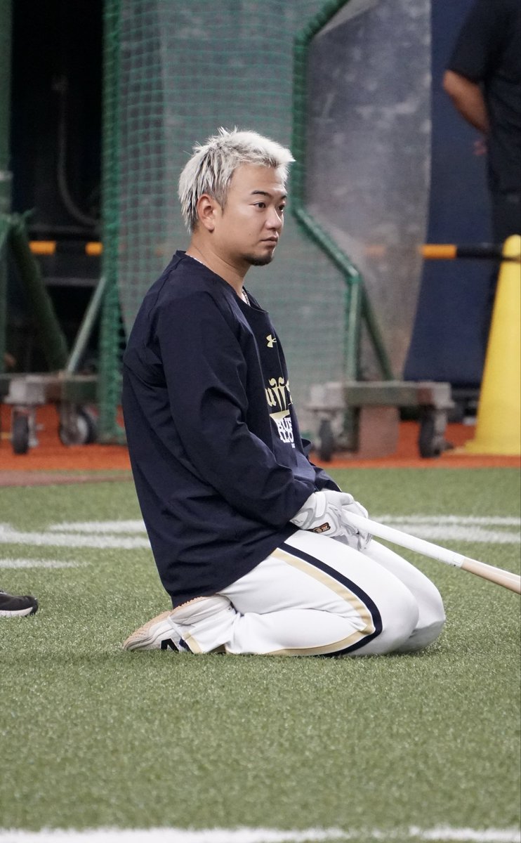 orix_miya13's tweet photo. ちょっとごめんなさい、
可愛いと思ってしまった🤭
#bs2026
#森友哉 https://t.co/h5Y05K2nv2