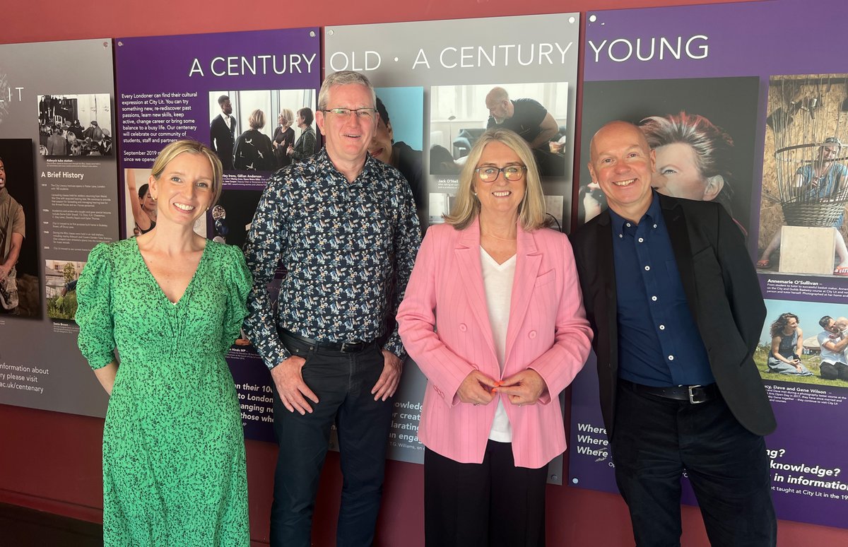 citylit's tweet photo. We were delighted to welcome The Rt Hon. Baroness @Jacqui_Smith1 from @educationgovuk to City Lit last week.

Her visit included time in jewellery, health and wellbeing, and Deaf employment classes.

It was a valuable opportunity to share the breadth of learning at City Lit. https://t.co/5L9wDUlju8