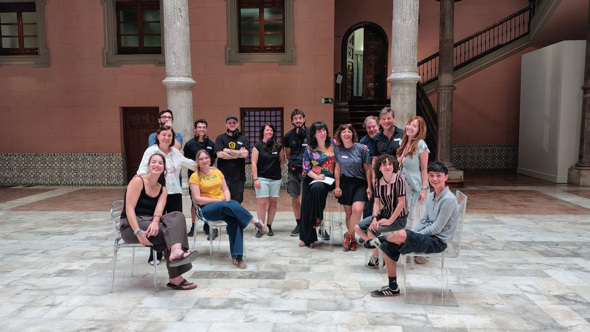 docusuicidio's tweet photo. Último rodaje del documental 🎥💛🥰 #𝐏𝐫𝐞𝐯𝐞𝐧𝐜𝐢ó𝐧𝐒𝐮𝐢𝐜𝐢𝐝𝐢𝐨 #𝐒𝐚𝐥𝐮𝐝𝐌𝐞𝐧𝐭𝐚𝐥 #𝐇𝐚𝐛𝐥𝐞𝐦𝐨𝐬𝐃𝐞𝐒𝐮𝐢𝐜𝐢𝐝𝐢𝐨 #𝐏𝐢𝐝𝐞𝐀𝐲𝐮𝐝𝐚 #𝐍𝐨𝐄𝐬𝐭𝐚𝐬𝐒𝐨𝐥𝐨 by @PandoraBoxTV *https://t.co/Mk6su93SPq* https://t.co/Z9EYJzzhgK