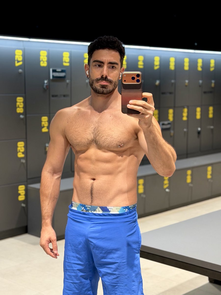 fisiondude's tweet photo. It’s my birthday today!
Go and submit to Master 
Good boy https://t.co/oo7fynv2VM