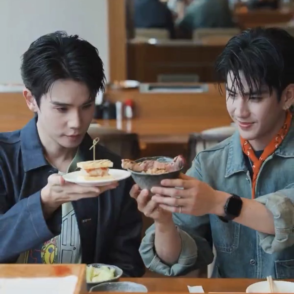 euphoria295's tweet photo. น่ารักwa 😭🤍🤍

#TheWorldinOneBite2026xJimmySea
#jimmyyjp #sea_tawinan https://t.co/jCsEMtLTXE