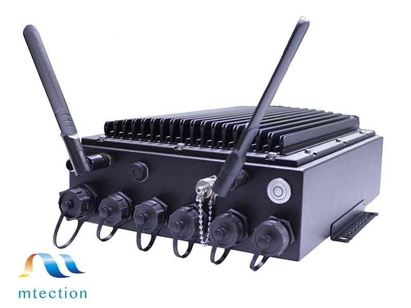emucorp's tweet photo. エムテクション「防塵・防水PC」導入事例

建設機械の「周囲監視」を安定処理する制御PC

完全密閉型、防塵・防水仕様で雨・粉塵・結露・振動からシステムを守る。
ボックス不要で設置効率UP、DC24V・PoE環境でも安定稼働。

👉 詳細はこちら：https://t.co/306bR2jMF3 https://t.co/PaP180Guz9