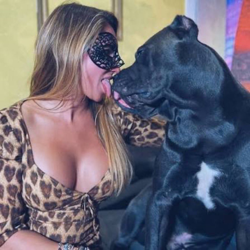 Knottsempire's tweet photo. Baddies dog slut just got some good photo shots with her baby 🐶🔐
#K9BITCH #MONSTERCOCK #DOGSLUT #CPPORN #DOGGO FRECKLES #TITS https://t.co/Jw9kfW4TPN