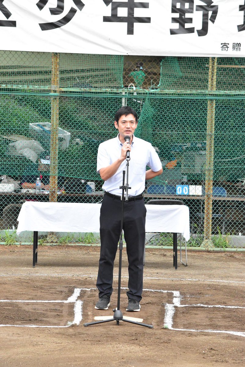 soedamasaru's tweet photo. 先日は地元宮前区少年野球閉会式へ⚾️決勝戦のみんな一生懸命の姿に、おじさん感動🥹大差ついた決勝でしたが、勝ってるチームの強さももちろん、準優勝チームも最後まで諦めずに頑張ってました💪引き続き子供たちのために頑張ろうと、気持ちを新たにできた時間となりました😍 #少年野球 #宮前区 https://t.co/Gsyq42nqaT