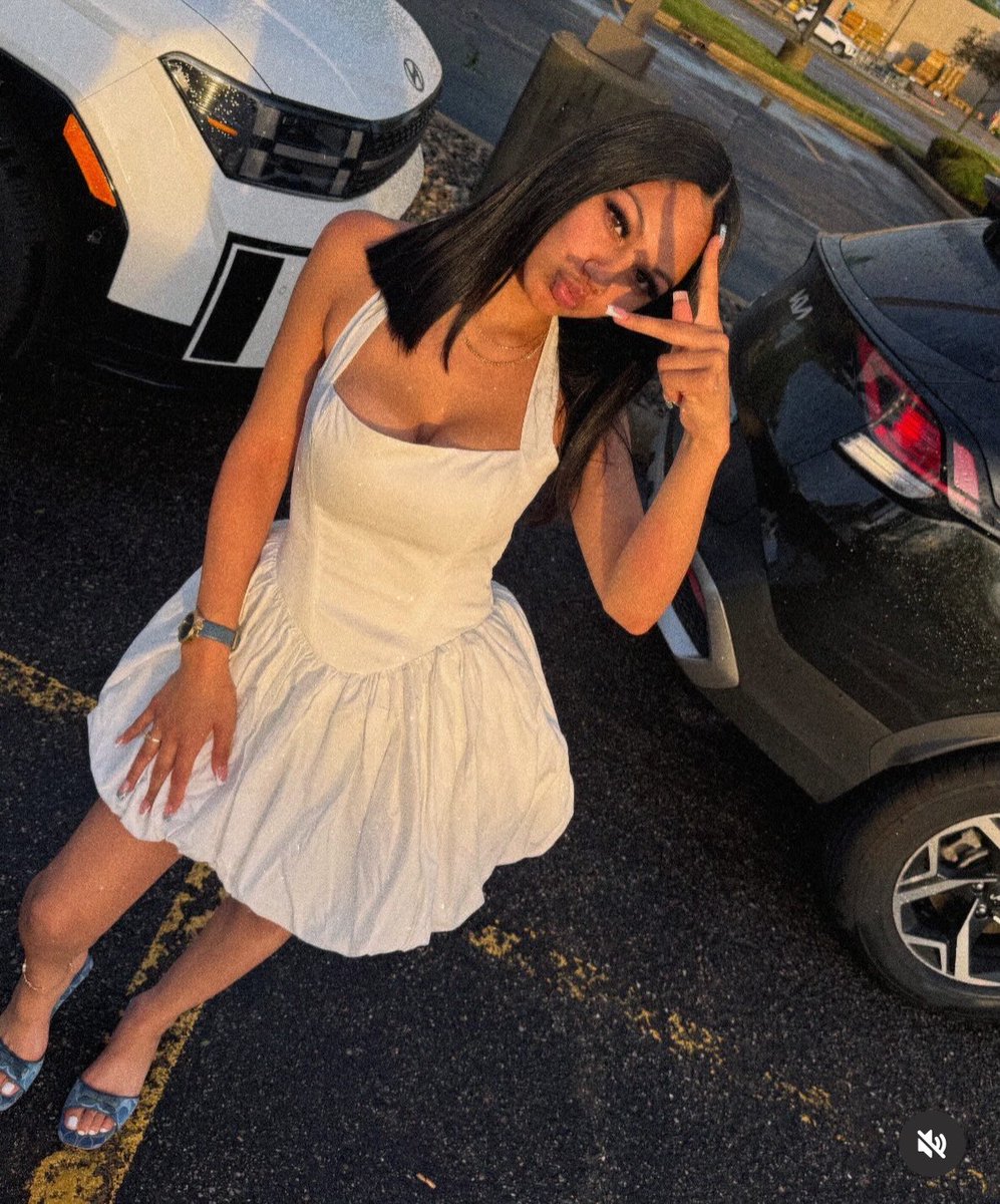 Knownuser77's tweet photo. #bopper #bop #latina https://t.co/c1K45Q0UFh