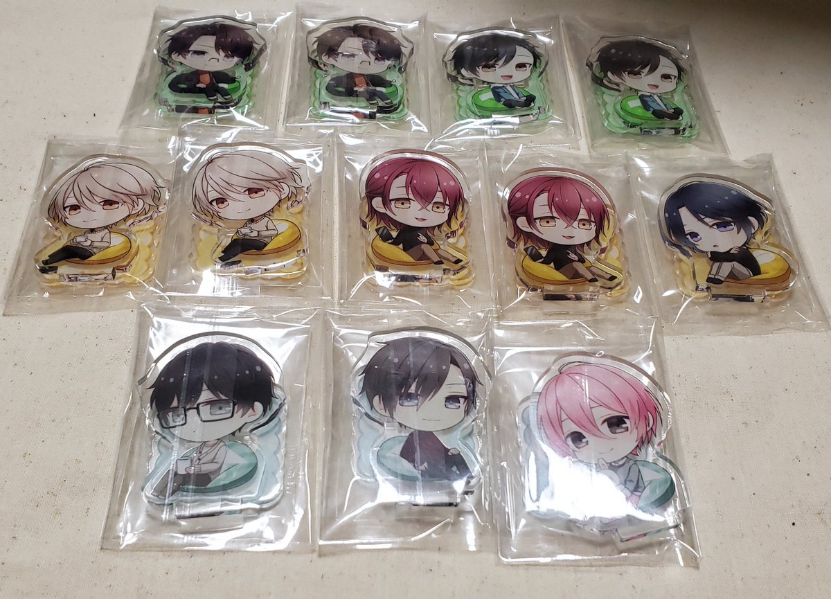 saatotha's tweet photo. 交換】スタマイ　アニメイトフェア　Sugar Birthday　おうちデート　アクスタ　クリカ　フォトカ　缶バッジ　特典　
譲→画像参照
求→同種宝生、フォトカN京介3
郵送交換希望。
おうちデート、友人分が優先の為、そちら含む方を優先させて頂く場合がございます。
一部確認待ちの為お時間頂きます。 https://t.co/MqdcHtT2M3